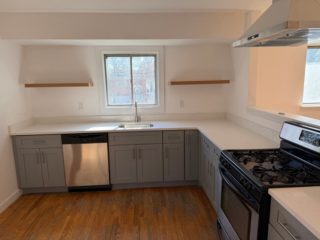 Building Photo - 280 Pemaco Ln