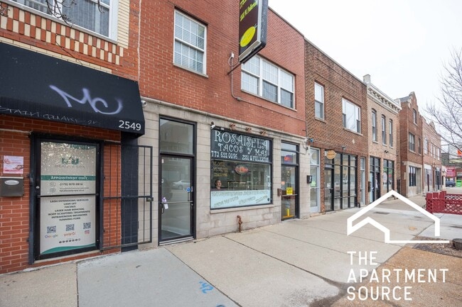 Photo - 2551 W Fullerton Ave Unit 2