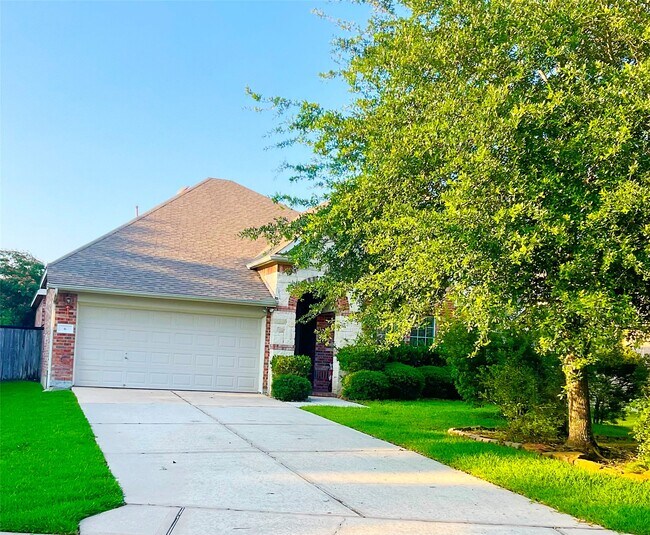 Photo - 6 Dragon Hill Pl