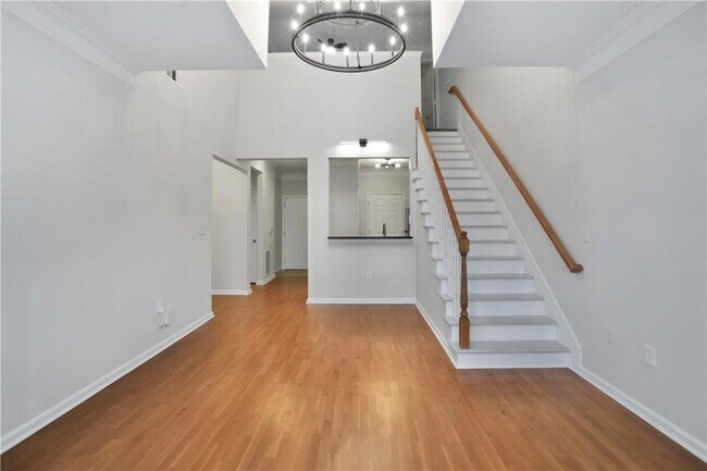 Photo - 1407 Westchester Ridge NE