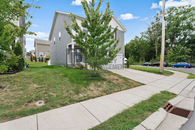 Photo - 317 Sportsman Dr