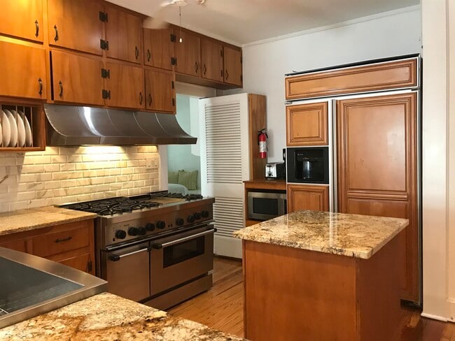 Photo - 1320 Terrace St