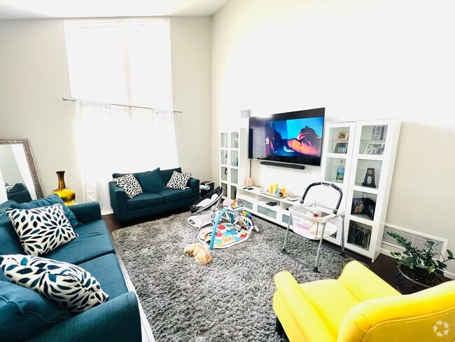 Building Photo - Simi Valley - 4 Bedroom 2.5 Bathroom - 10 ... Rental