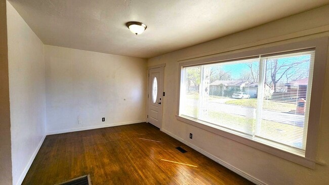 Photo - 3 BED 1 Bath Home Andys Sub Addition Bethany, OK