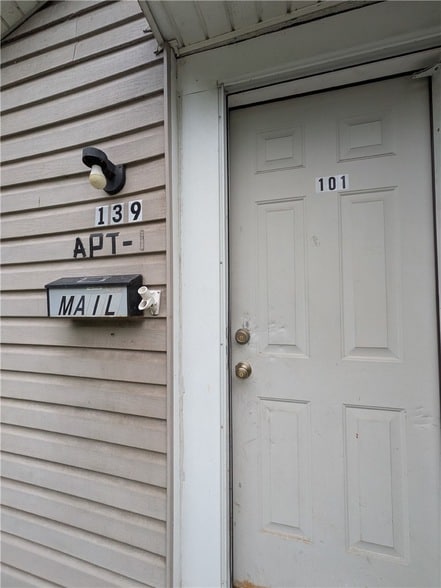 Photo - 139 N Water Ave