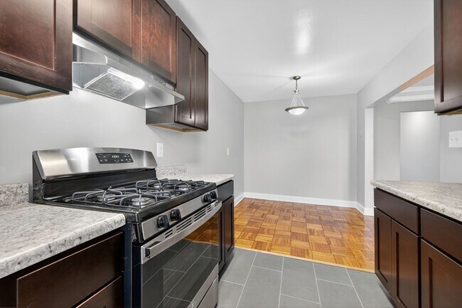 Photo - Chillum Manor Apartments