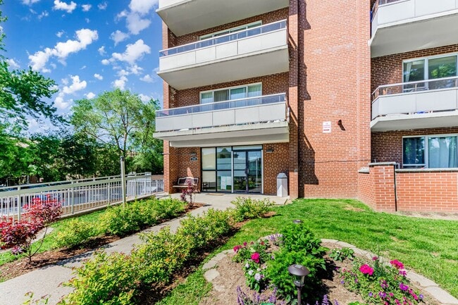 Building Photo - 2740 Jane Street