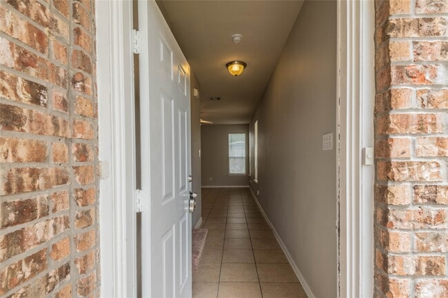 Photo - 11906 Chetman Dr
