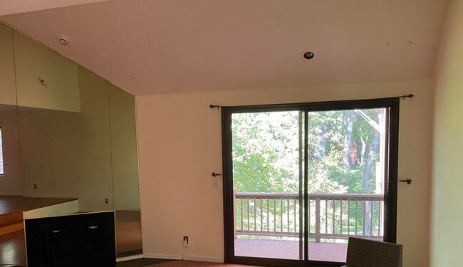 Photo - 476 Teal Plaza Unit 476