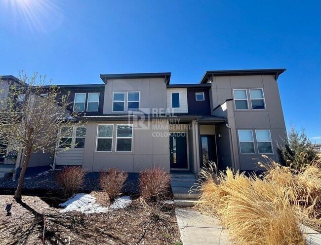 Building Photo - 16078 E 47th Dr