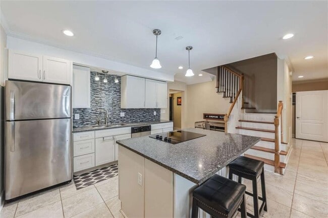 Photo - 4152 Yearling Way