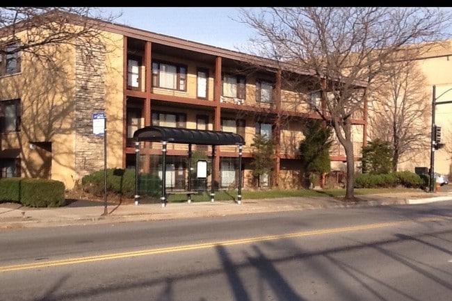 Photo - 5454 S Laramie Ave Unit 11