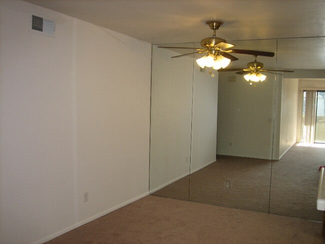 Photo - 9149 Village Glen Dr Unit 283