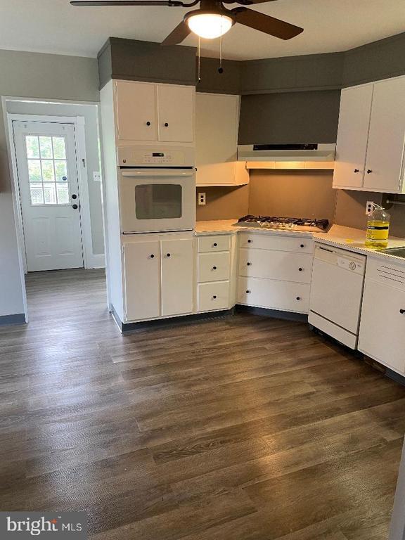 Photo - 246 W Front St