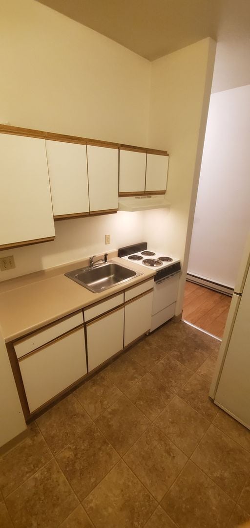 Building Photo - 11 W Main St Unit 215 Rental