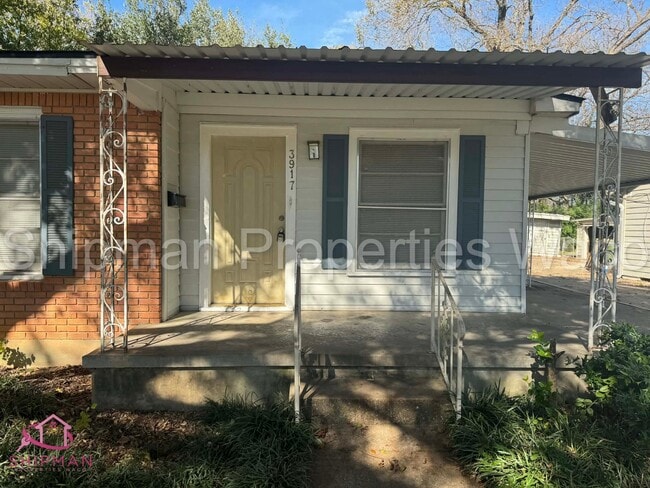 Photo - 3917 Maple Ave