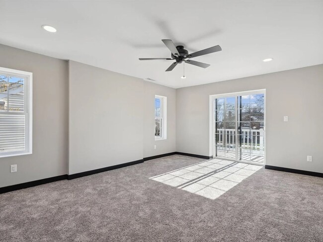 Photo - South Grandview Unit 222 S Grandview