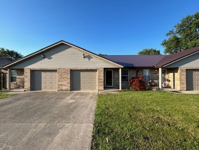 Charming 2-Bedroom Ranch in Peaceful Piqua... - Charming 2-Bedroom Ranch in Peaceful Piqua... Apartamento Unidad 1413 Jedway