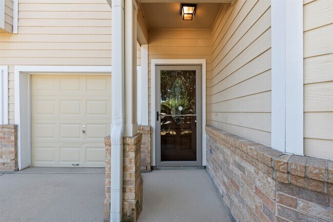 Photo - 12850 Pecan Shores Dr