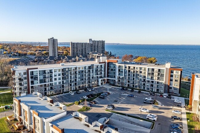 Photo - 125 Shoreview Pl Unit 323