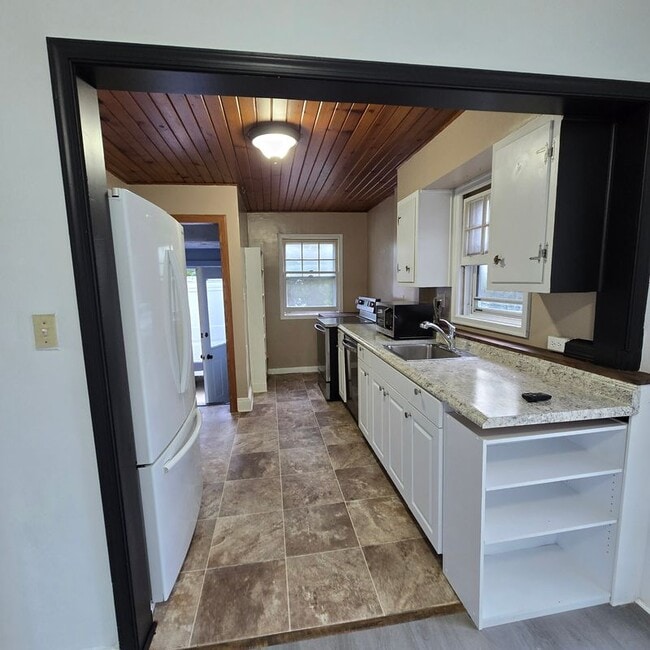 Photo - 21676 N Essex Dr