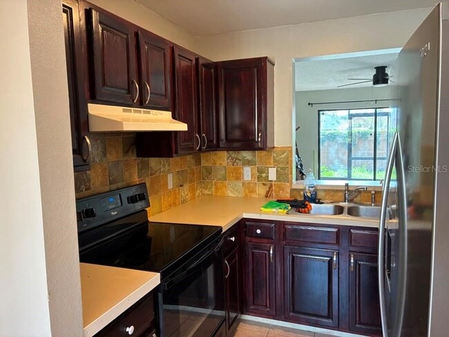 Building Photo - 1410 Highland Ridge Cir