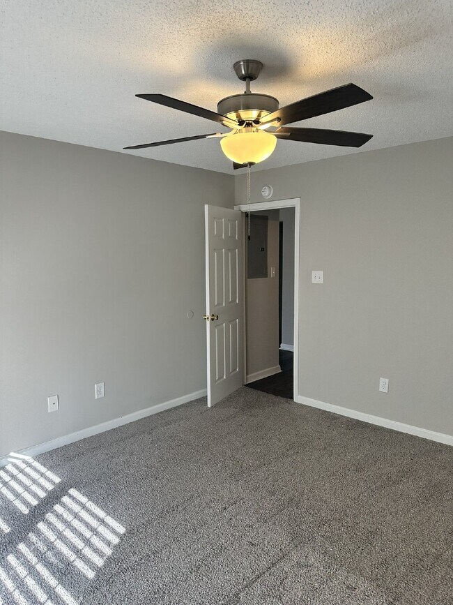 Photo - "Charming 3-Bedroom Home in Warner Robins,...