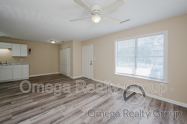 Photo - 3330 Meridian St N Unidad Apt 107