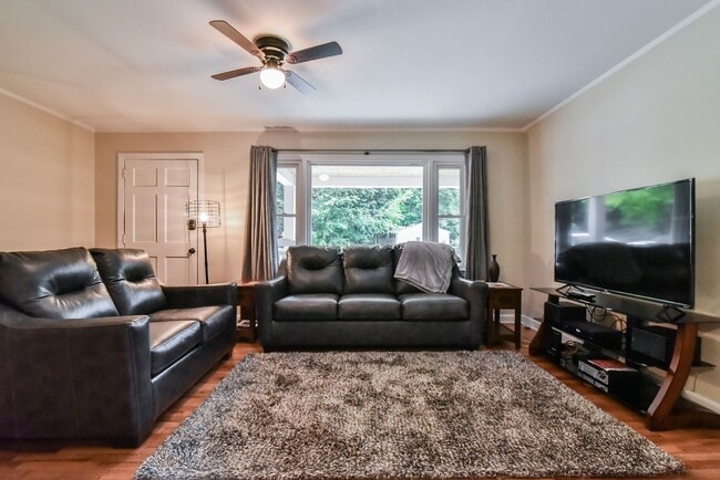 Photo - 5 E Keesler Ave