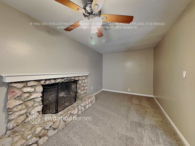 Photo - 2532 E Clarendon Ave