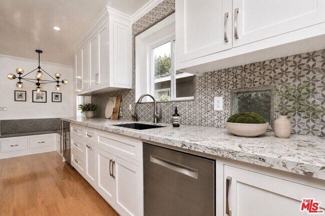 13143 Valleyheart Dr