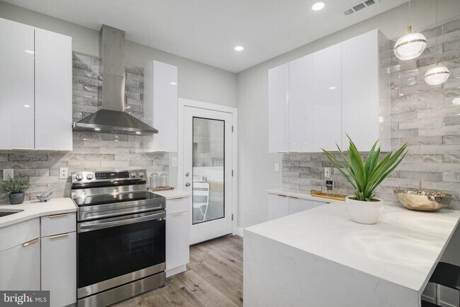 Photo - 1006 S Fairhill St