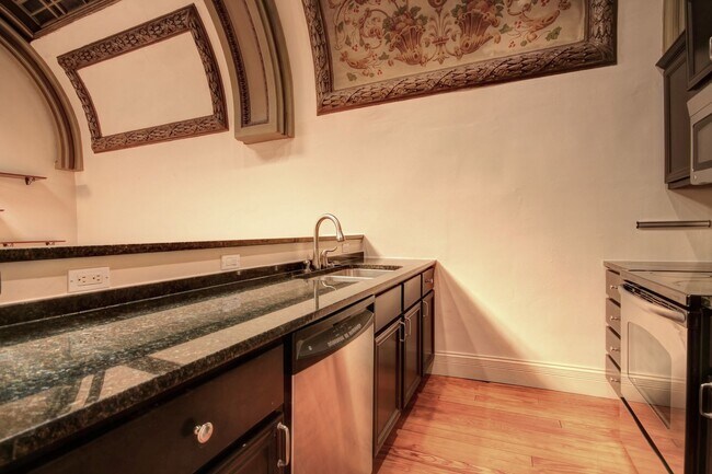 Photo - 10 E Main St Unit 201