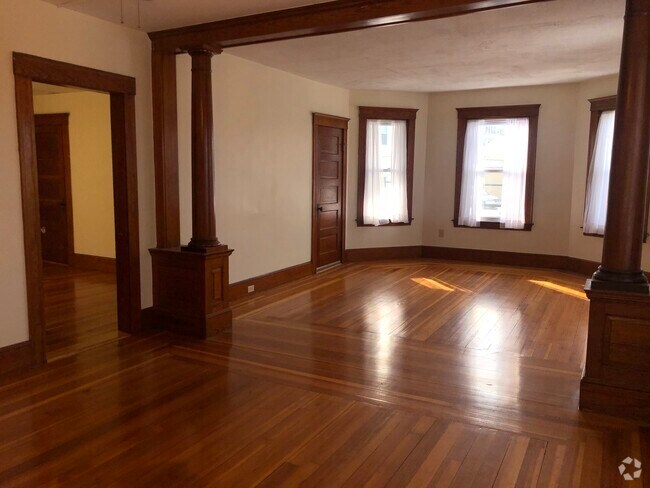 Building Photo - 490 Manville Rd Unit 2F Rental