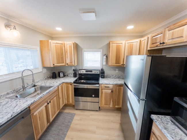 Photo - 1010 California Ave