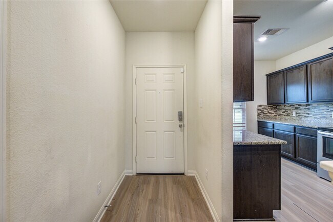 Photo - 3001 Iron Woods Dr