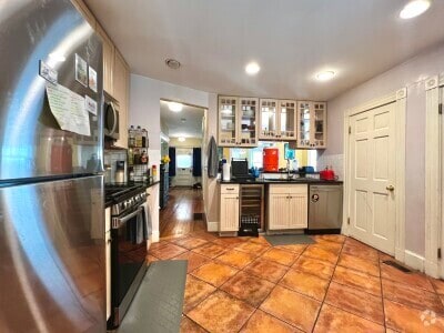 Building Photo - 24 Burton St Unit 22 Rental
