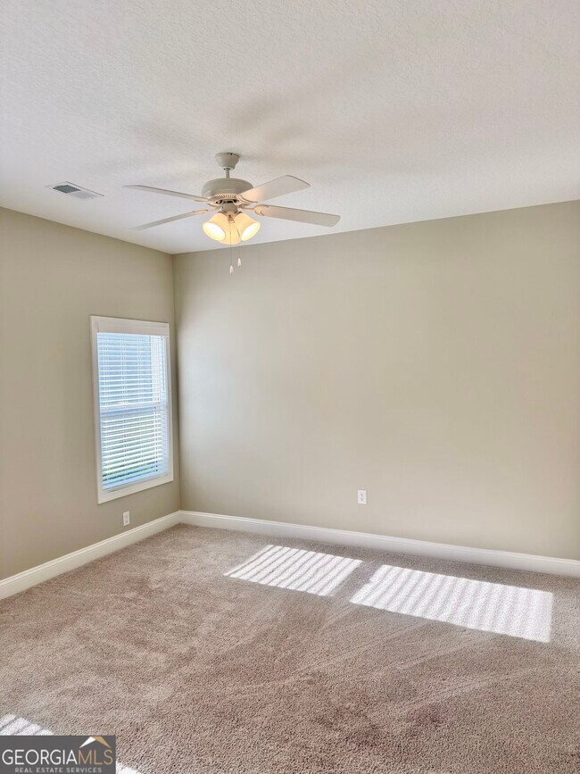 Photo - 142 The Villas Wy