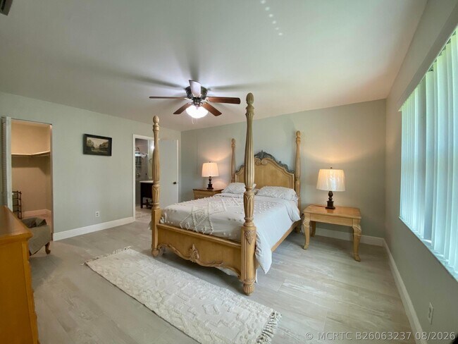 Photo - 1403 W Libby Dr