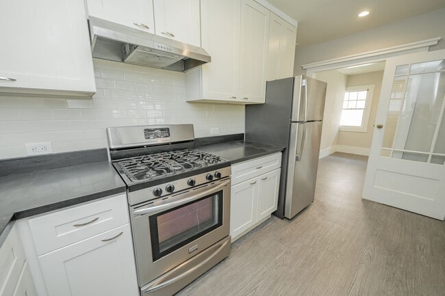 Photo - 2209 Cedar St Unit 2211