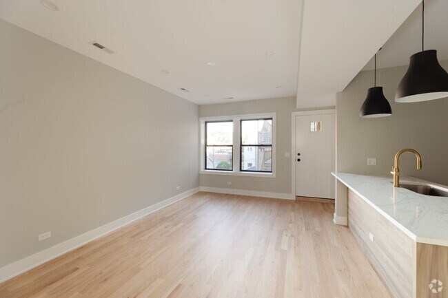 Building Photo - 2453 W Logan Blvd Rental
