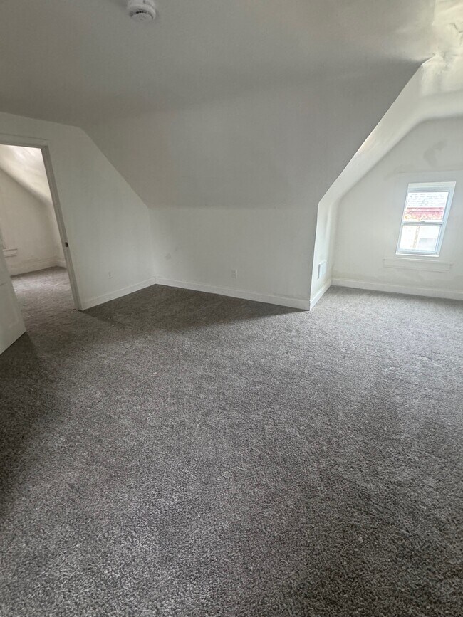 Photo - 2310 Jenny Lind St