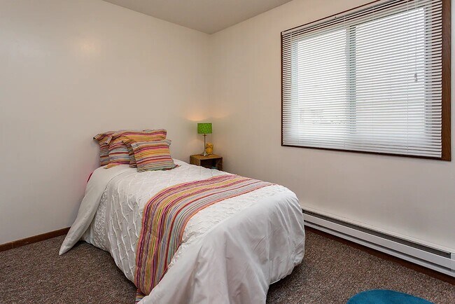 Photo - 240 S James St