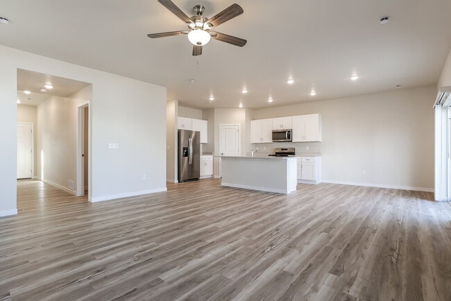 Photo - 2154 Flower Blossom Ave