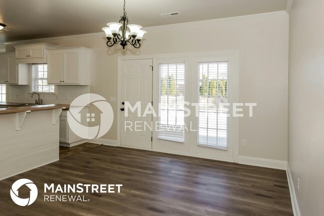 Photo - 115 Chapel Creek Dr