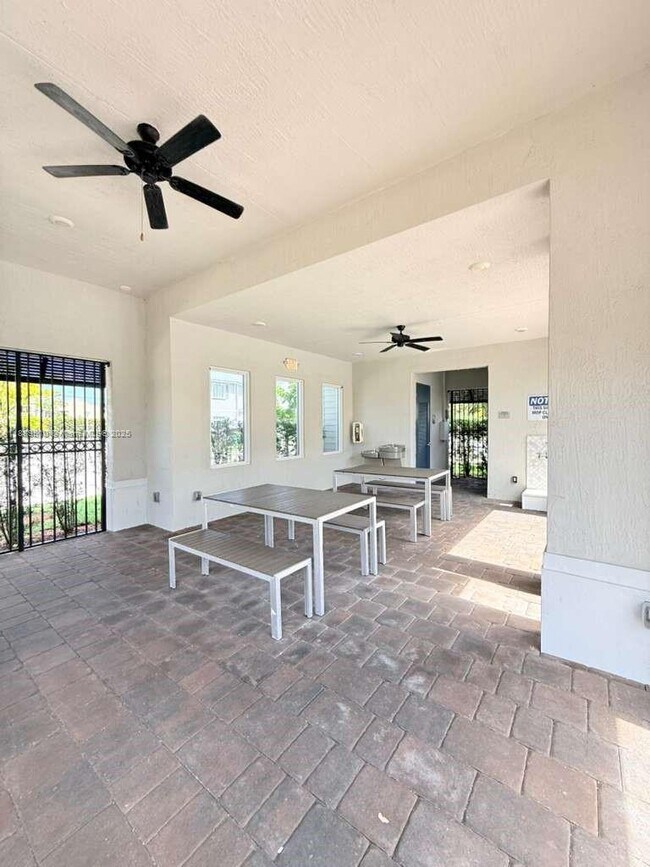 Photo - 1669 SE 9th Terrace