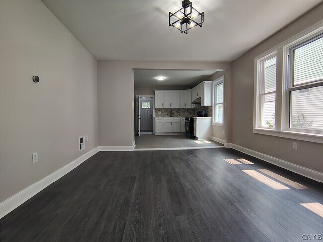 1539 Taylor Ave