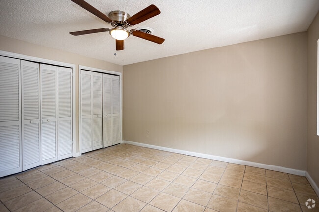 1BR, 1BA - 750SF - Bedroom