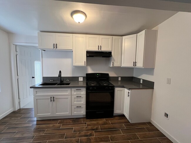 Photo - Charming 3-bedroom home!