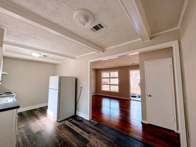 Photo - 3714 Farwood Dr